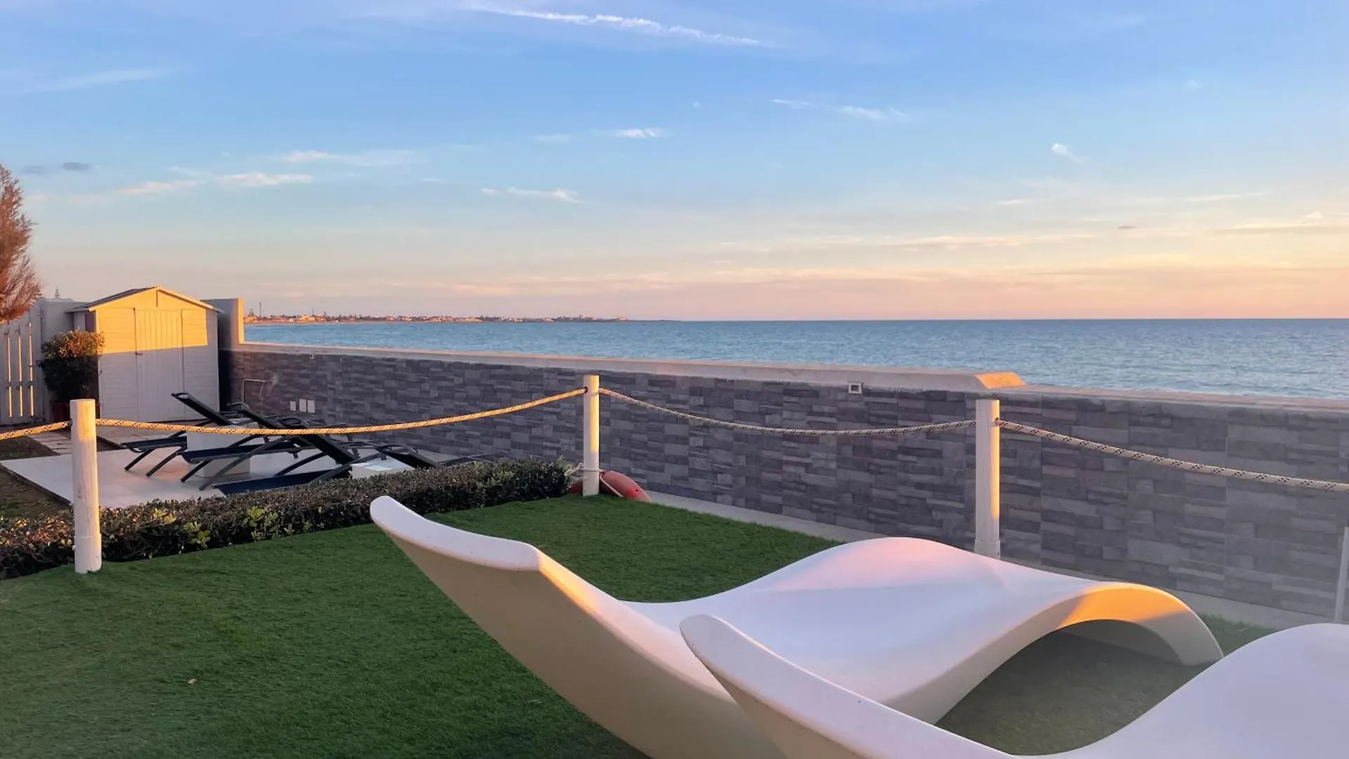 *** Bed & Breakfast Suitebeach B&B And Resort Marsala Italia